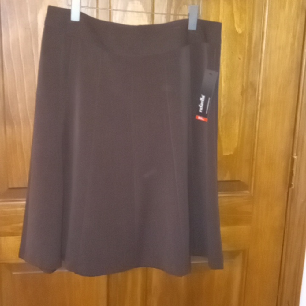 Rafaella women's size 14 brown 2 way stretch skirt